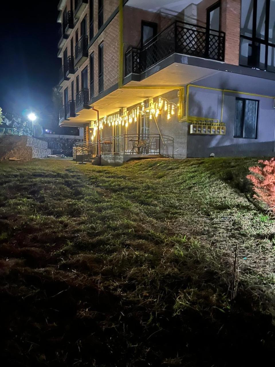 Eco Garden Kutaisi Lägenhet Exteriör bild